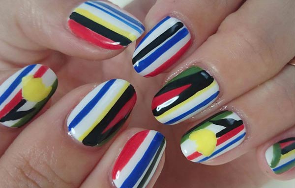 diseños de uñas con rayas colores